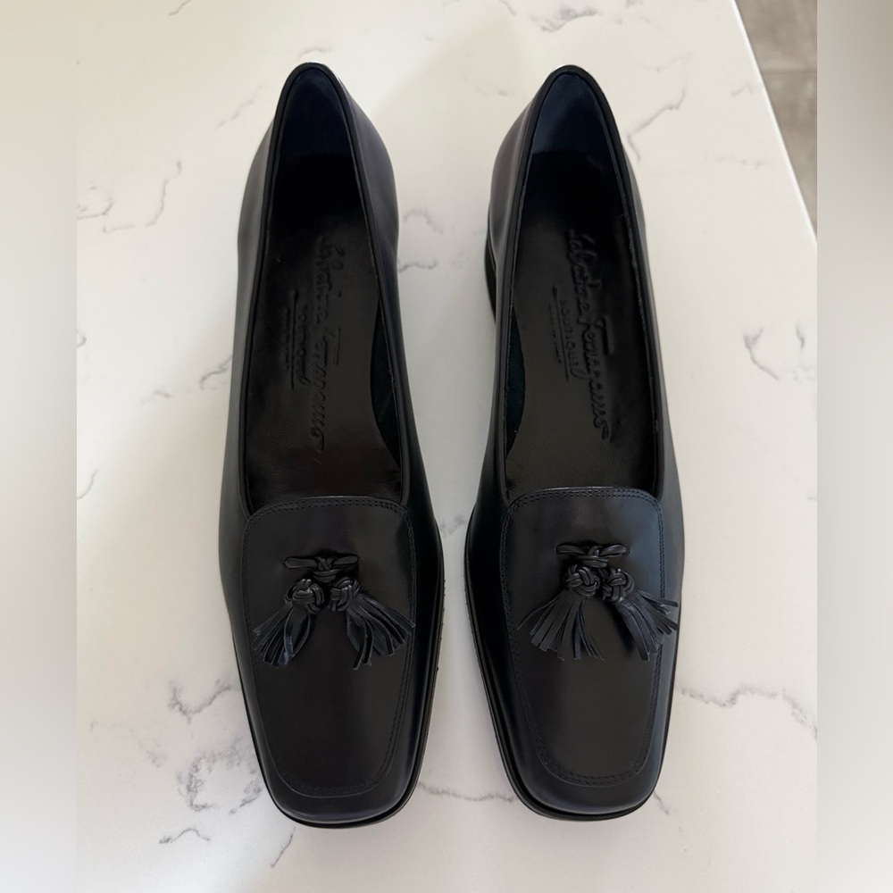 Salvatore Ferragamo navy blue shoes